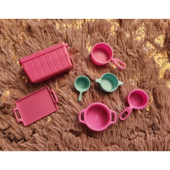 Barbie Vintage Camping Cooking Utensils Set - Picture 1 of 1